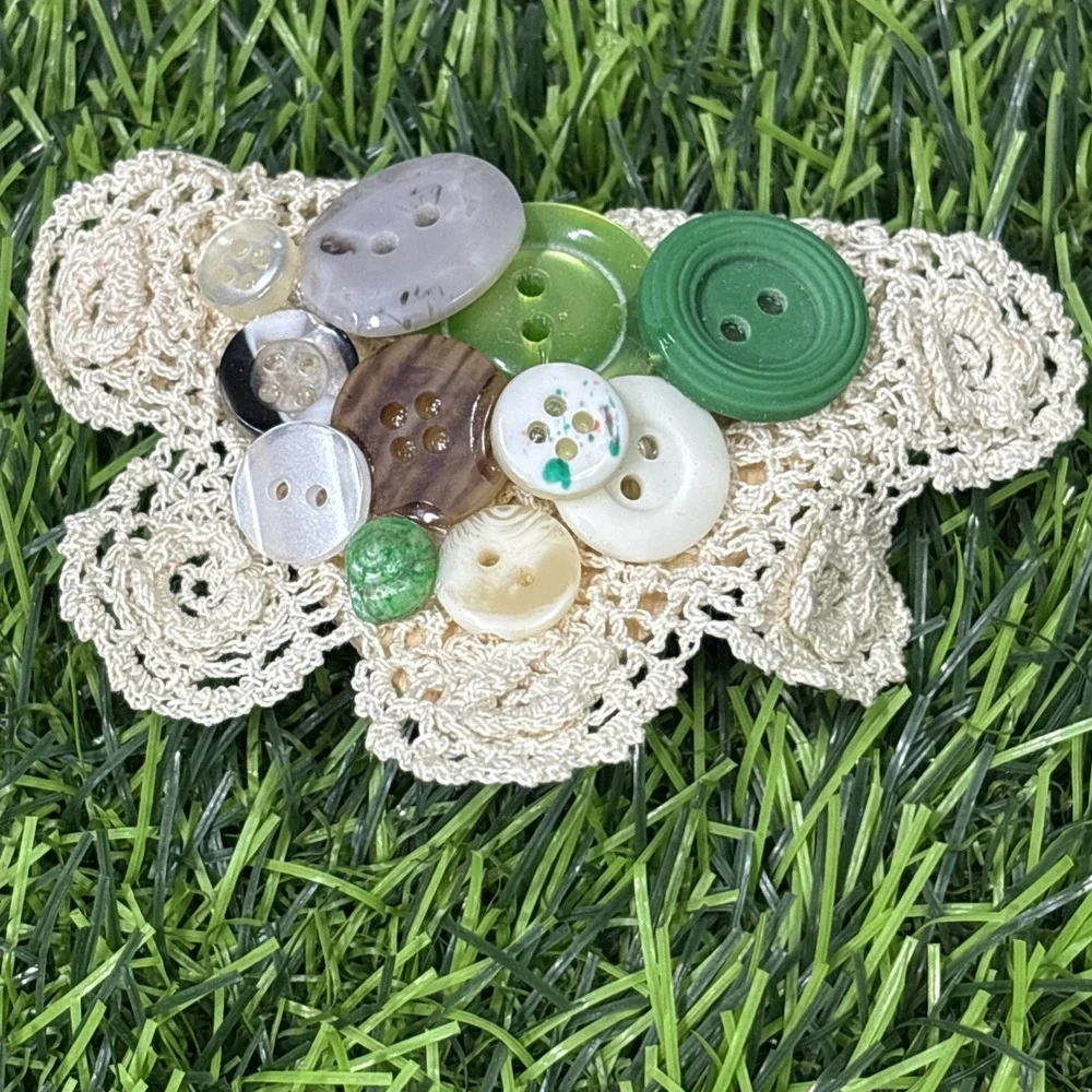 Handmade Vintage Button Brooch Lot Doily Lace Grandmacore Cottagecore 9 Pc